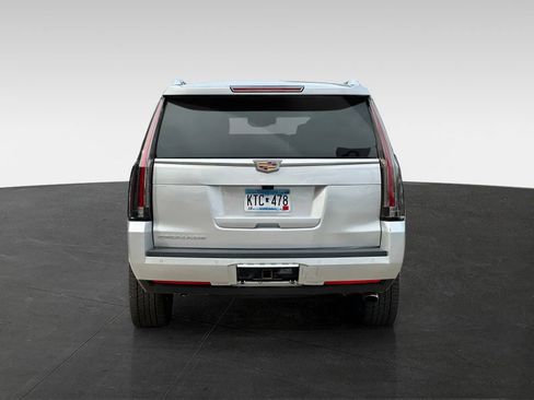 Used 2019 Cadillac Escalade Platinum AWD/4WD image 6