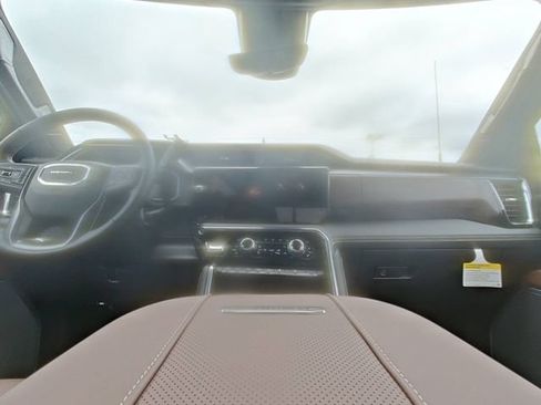 New 2026 GMC Sierra 2500 Denali Ultimate AWD/4WD image 31