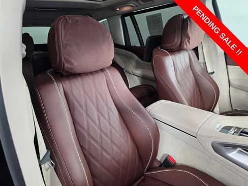 Certified 2025 Mercedes-Benz Maybach GLS 600 4MATIC image 34