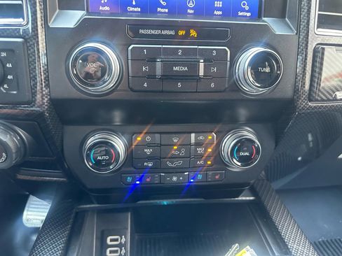 Used 2019 Ford F150 Lariat w/ Equipment Group 502A Luxury image 43