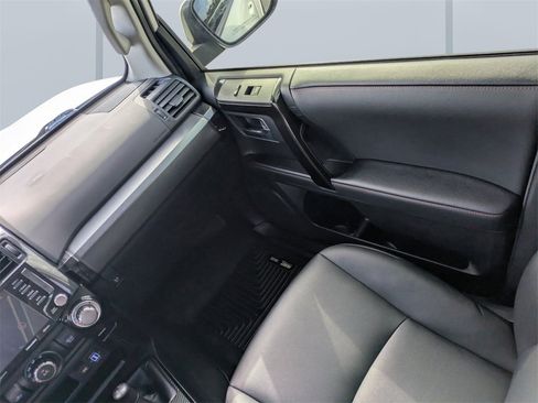 Used 2023 Toyota 4Runner TRD Off-Road Premium image 17