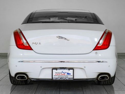 Used 2012 Jaguar XJ L image 7