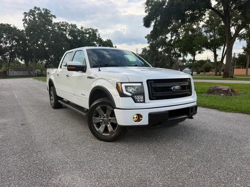 Used 2013 Ford F150 FX4 w/ Mid Equipment Group AWD/4WD image 2