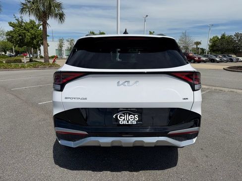 Used 2025 Kia Sportage SX AWD/4WD image 4