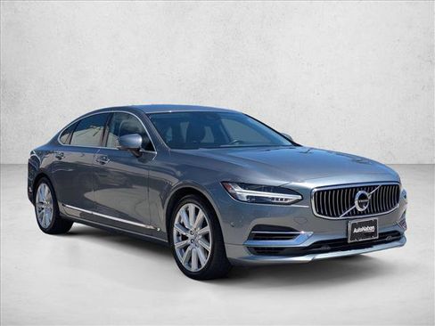 Used 2018 Volvo S90 T8 Inscription w/ Convenience Package AWD/4WD image 3