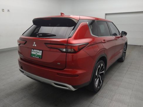 Used 2022 Mitsubishi Outlander SE FWD image 9