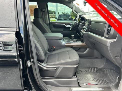 Used 2025 Chevrolet Silverado 1500 LT Trail Boss w/ Convenience Package II AWD/4WD image 23