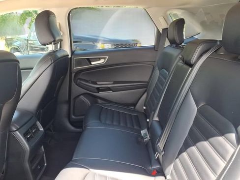 Certified 2024 Ford Edge SEL AWD/4WD image 9