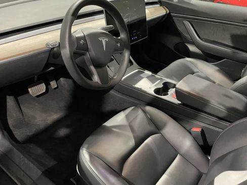 Used 2023 Tesla Model 3 Standard Range image 10