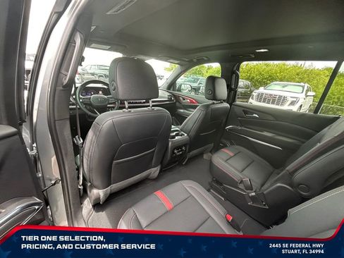 Certified 2024 Chevrolet Traverse RS AWD/4WD image 14