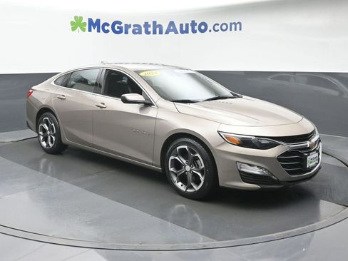 Used 2024 Chevrolet Malibu LT image 2