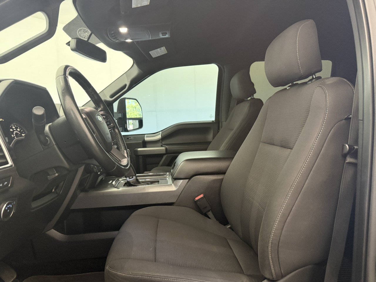 Used 2017 Ford F150 XLT w/ Equipment Group 302A Luxury AWD/4WD image 14