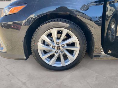 Used 2024 Toyota Camry LE w/ Convenience Package image 9