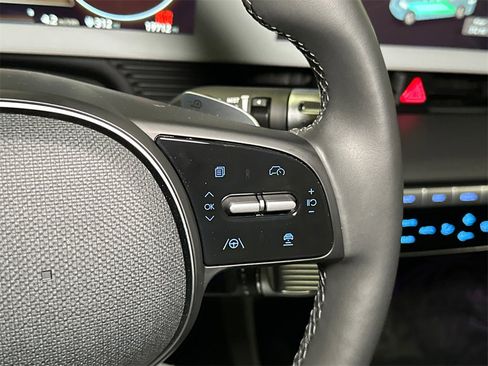 Used 2023 Hyundai Ioniq 5 Limited image 26