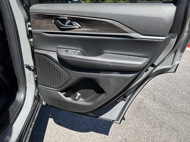 New 2027 Jeep Grand Cherokee 4WD image 16