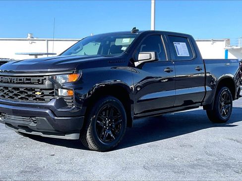 Certified 2023 Chevrolet Silverado 1500 Custom image 2