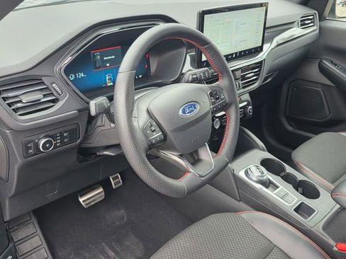 Used 2023 Ford Escape ST-Line Elite image 7