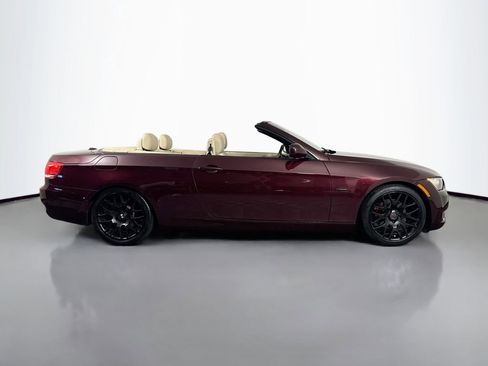 Used 2010 BMW 328i Convertible image 4