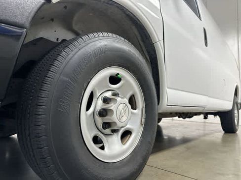 Used 2019 Chevrolet Express 2500 w/ Driver Convenience Package RWD image 27
