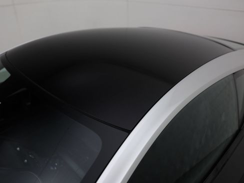 Used 2018 Aston Martin DB11 V12 RWD image 41