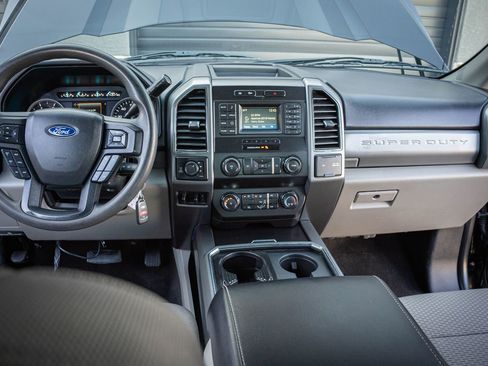 Used 2019 Ford F250 XLT image 27