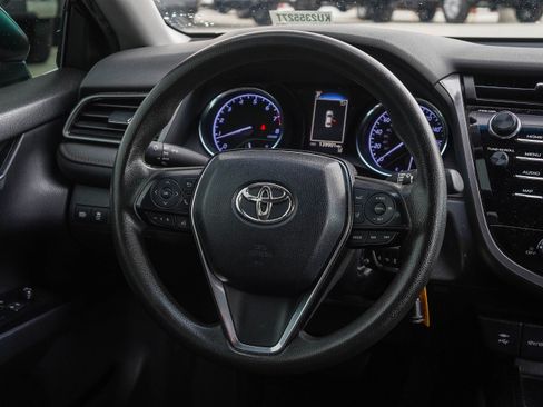 Used 2019 Toyota Camry LE w/ Carpet Mat Package FWD image 15