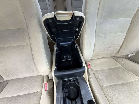 Used 2012 Honda Accord LX image 35