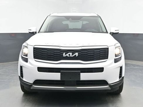 Used 2022 Kia Telluride S AWD/4WD image 3