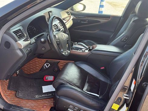 Used 2017 Lexus LS 460 AWD w/ F Sport Midnight Edition image 4