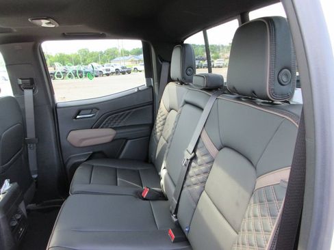 New 2026 GMC Canyon Denali AWD/4WD image 14