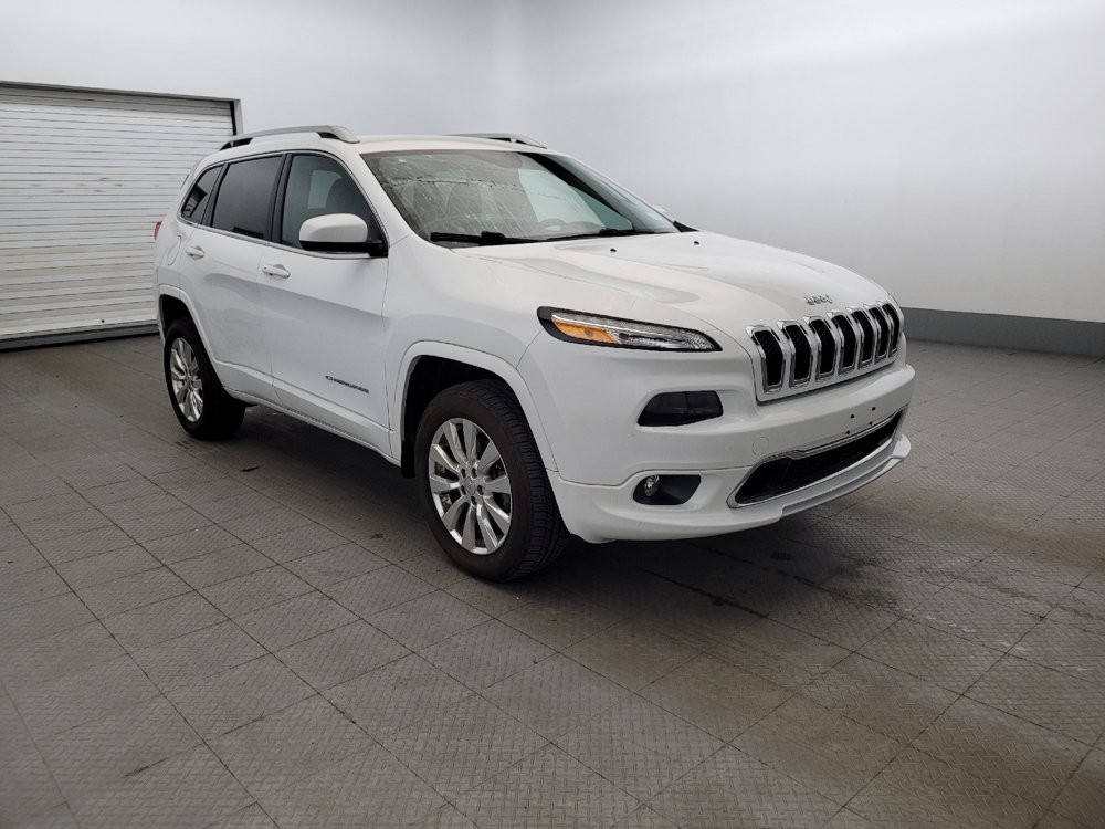 Used 2017 Jeep Cherokee Overland AWD/4WD image 13