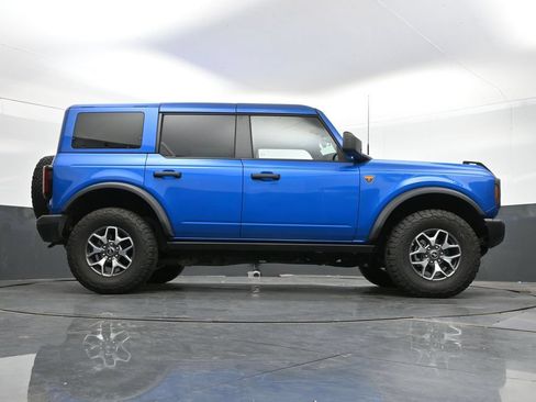 Used 2025 Ford Bronco Badlands AWD/4WD image 40