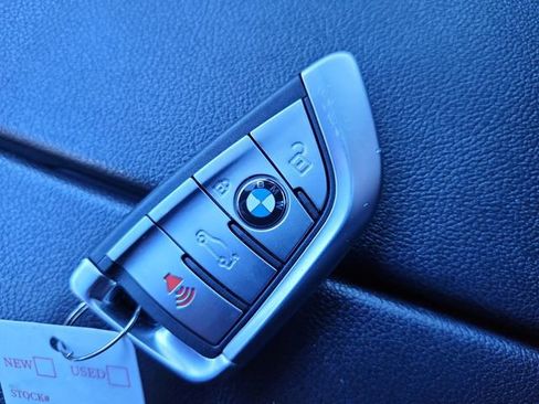 Used 2021 BMW 530i w/ Convenience Package image 26