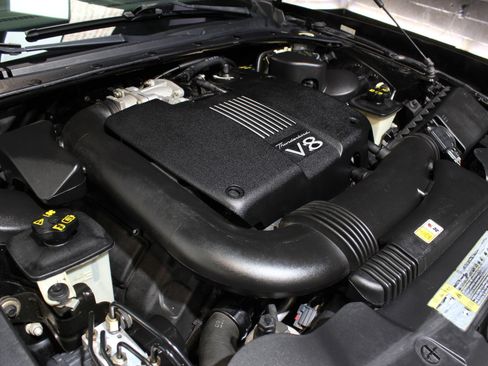 Used 2002 Ford Thunderbird Deluxe image 28