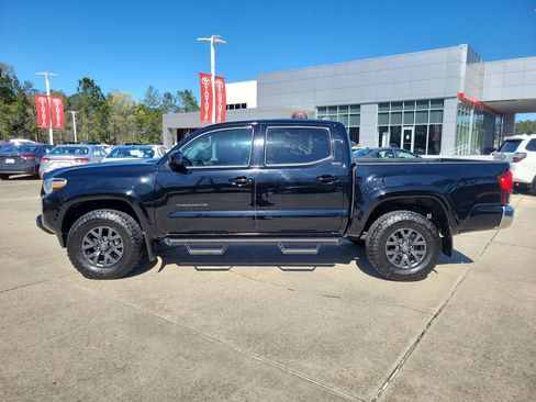 Used 2023 Toyota Tacoma SR5 image 2