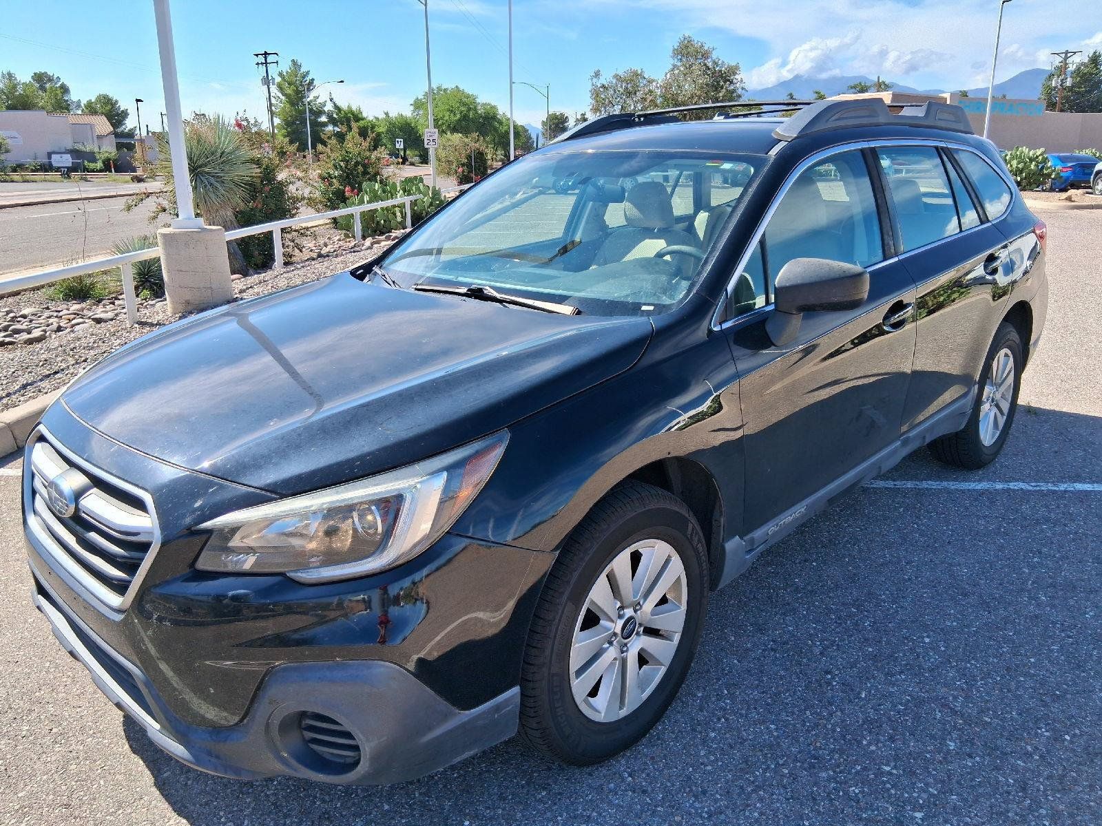 Used 2018 Subaru Outback 2.5i AWD/4WD image 1