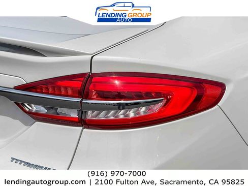 Used 2017 Ford Fusion Energi Titanium FWD image 8