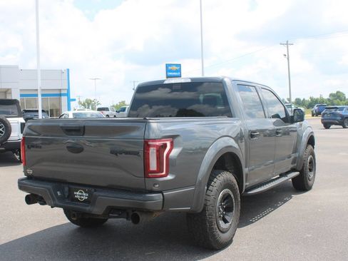 Used 2017 Ford F150 Raptor AWD/4WD image 9