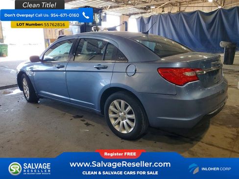 Used 2011 Chrysler 200 Touring w/ Cold Weather Group FWD image 3