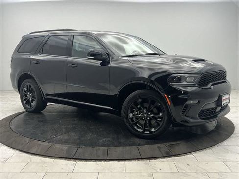 Certified 2023 Dodge Durango GT image 1