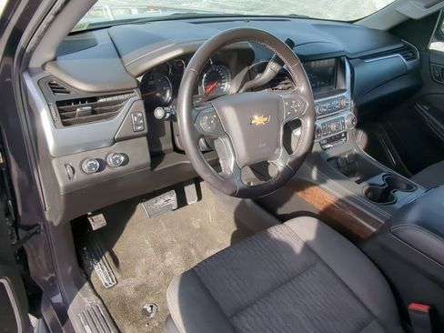 Used 2018 Chevrolet Tahoe LS w/ Enhanced Driver Alert Package image 9