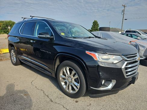 Used 2019 Chevrolet Traverse High Country w/ LPO, 'HIT The Road' Package AWD/4WD image 2
