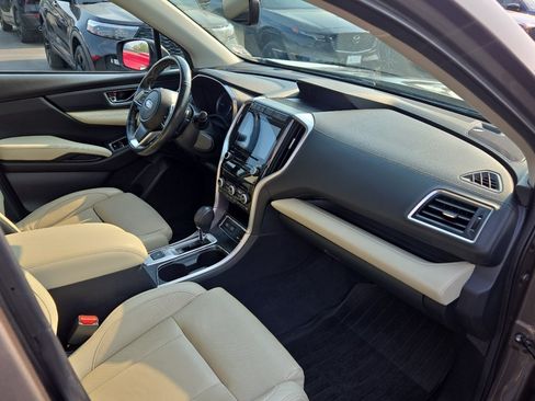 Used 2022 Subaru Ascent Limited AWD/4WD image 19