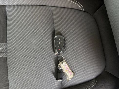 Used 2025 Chevrolet Blazer LT FWD image 22