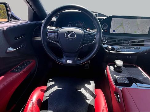 Used 2023 Lexus LS 500 F Sport w/ Cold Weather Package (CK) RWD image 6
