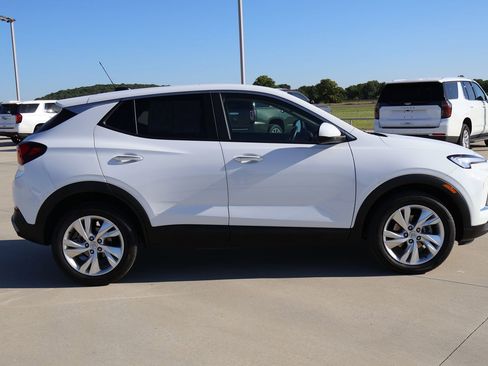 Used 2025 Buick Encore GX Preferred FWD image 5