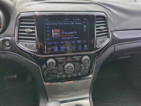 Used 2021 Jeep Grand Cherokee Overland image 13