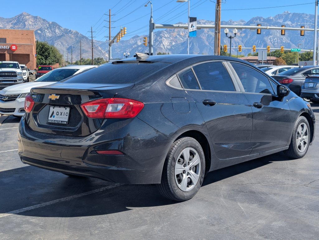 Used 2016 Chevrolet Cruze LS FWD image 4