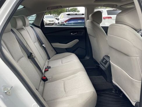 Used 2025 Honda Accord SE image 27