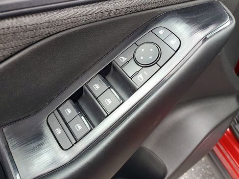 Used 2023 Nissan Rogue S AWD/4WD image 23
